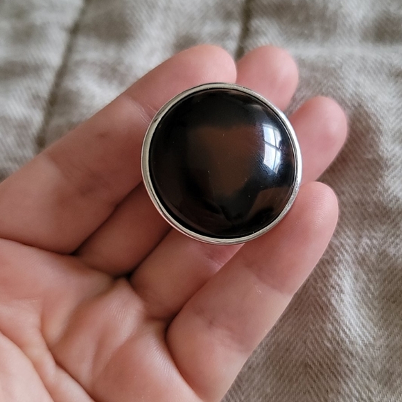 Lia Sophia Chunky Ring - Picture 5 of 5